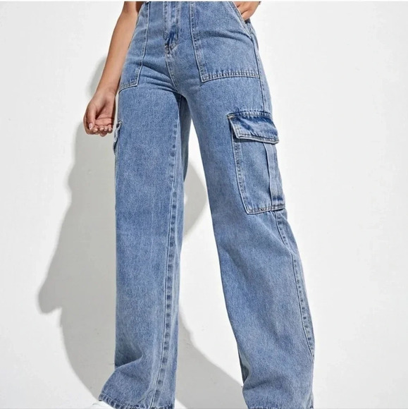 Casual High Waist Flap Pocket Side Cargo Jeans Light Wash - Picture 1 of 5